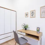 Cityscape Budget Apartments Joseph