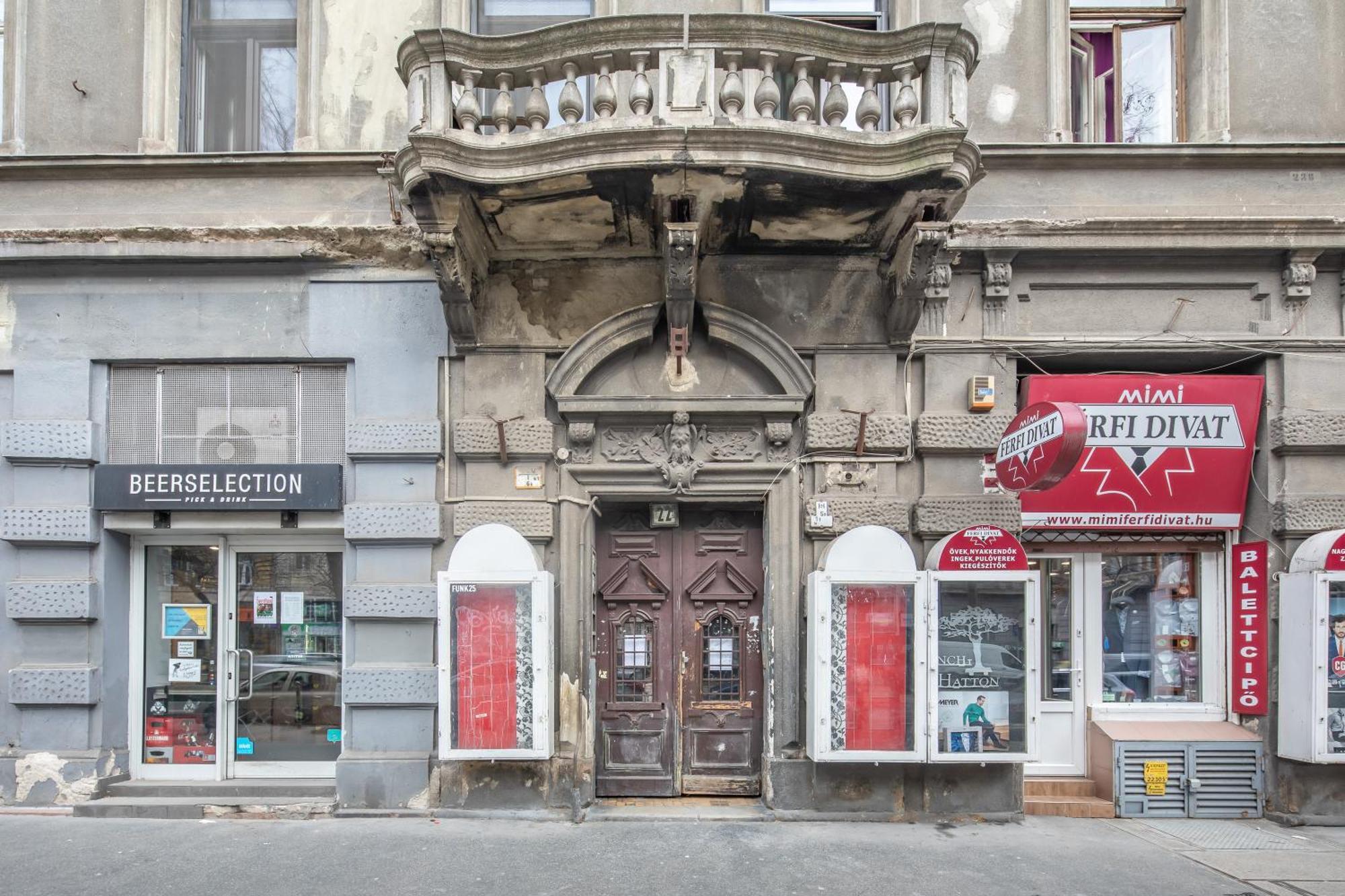 Cityscape Budget Joseph Budapest